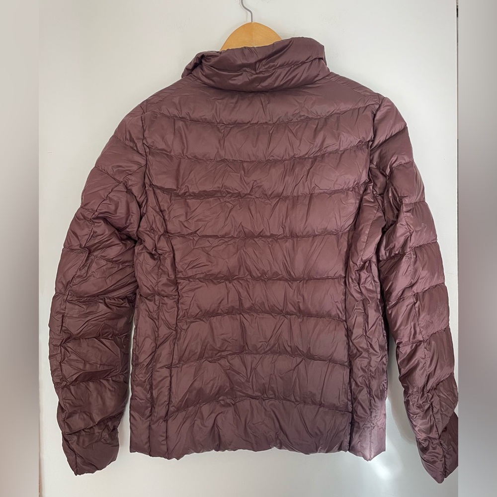 Uniqlo Ultra Light Down (ULD) Jacket  Quilted Jacket - Plum - Picture 4 of 5